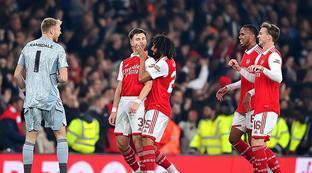 但凭借丰厚 但凭借丰厚